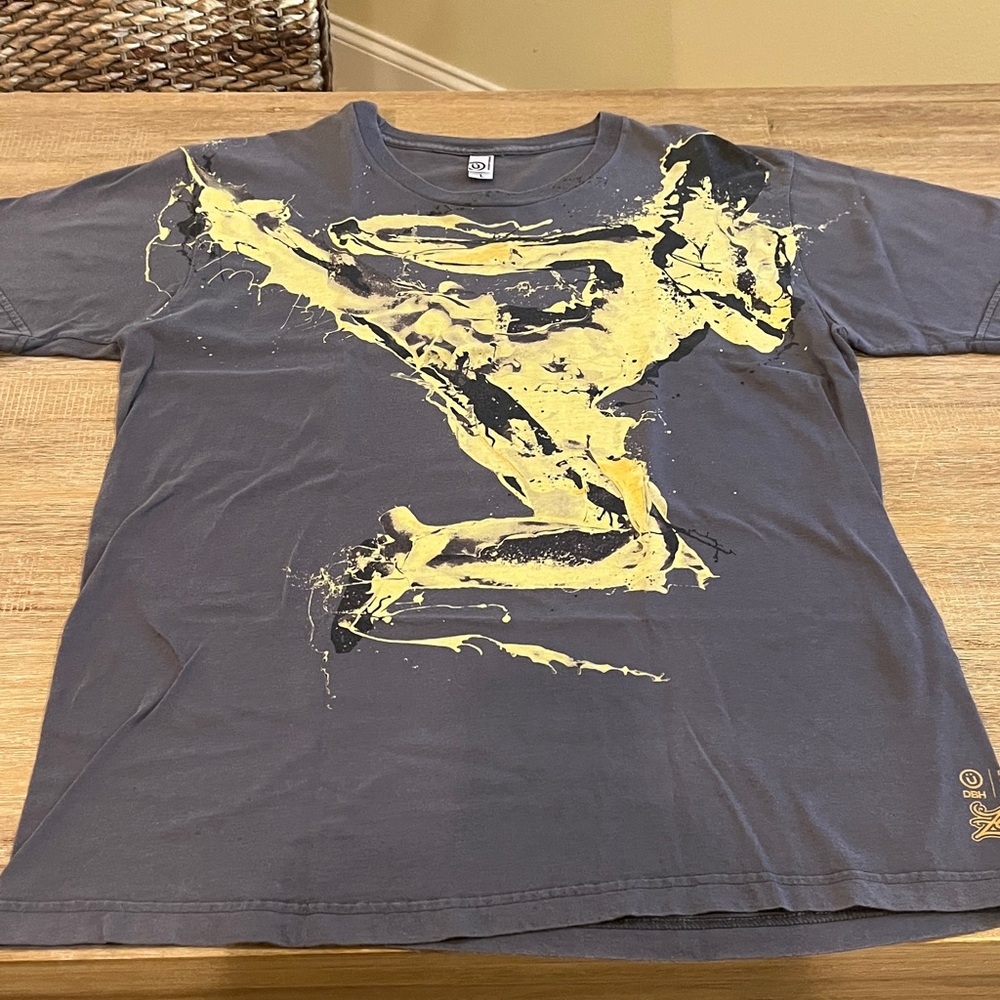 Designs by Humans Tee Shirt